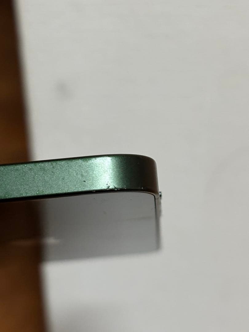 Apple iPhone 13 グリーン