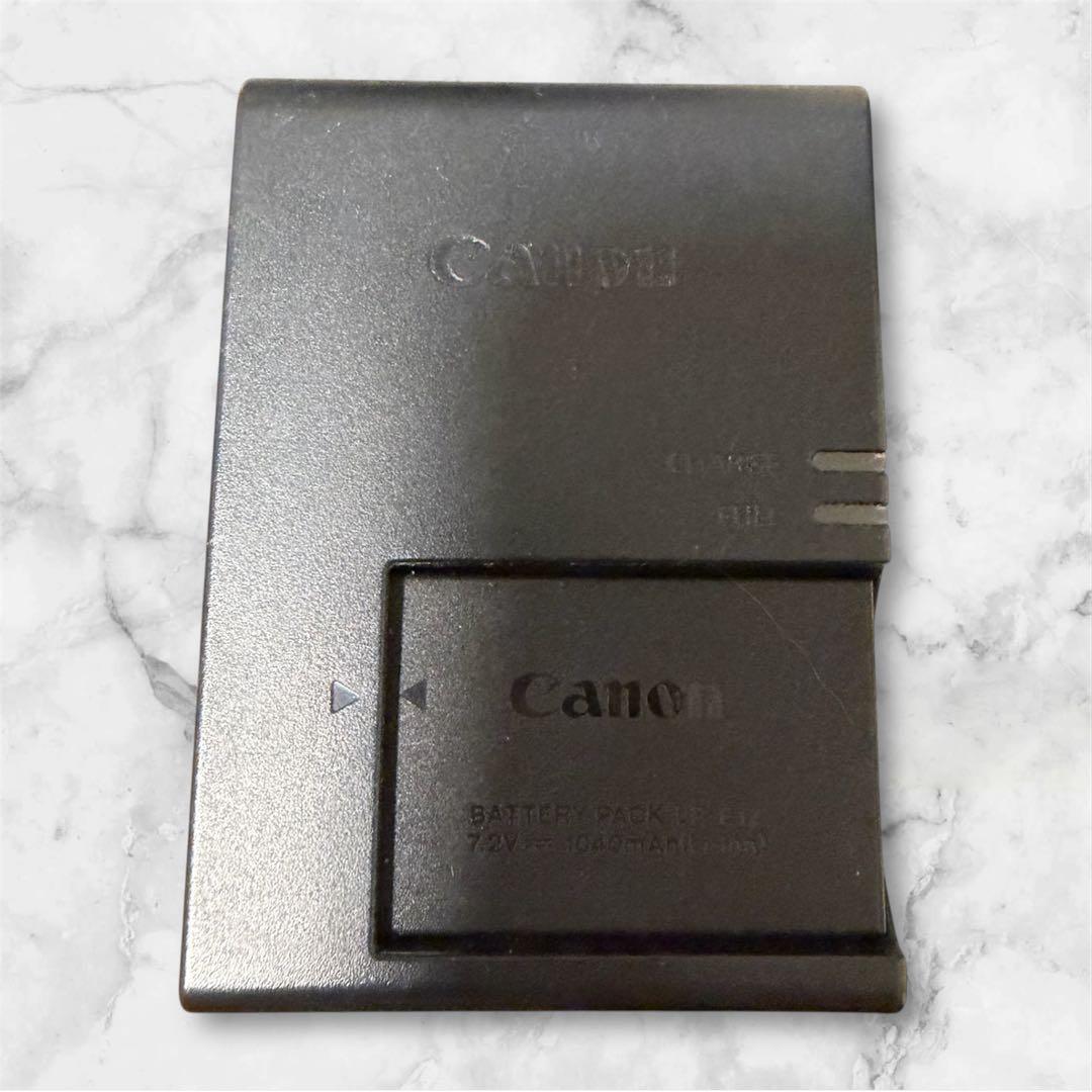 Canon EOS Kiss X9i ダブルズームキット＋50mm 単焦点レンズ