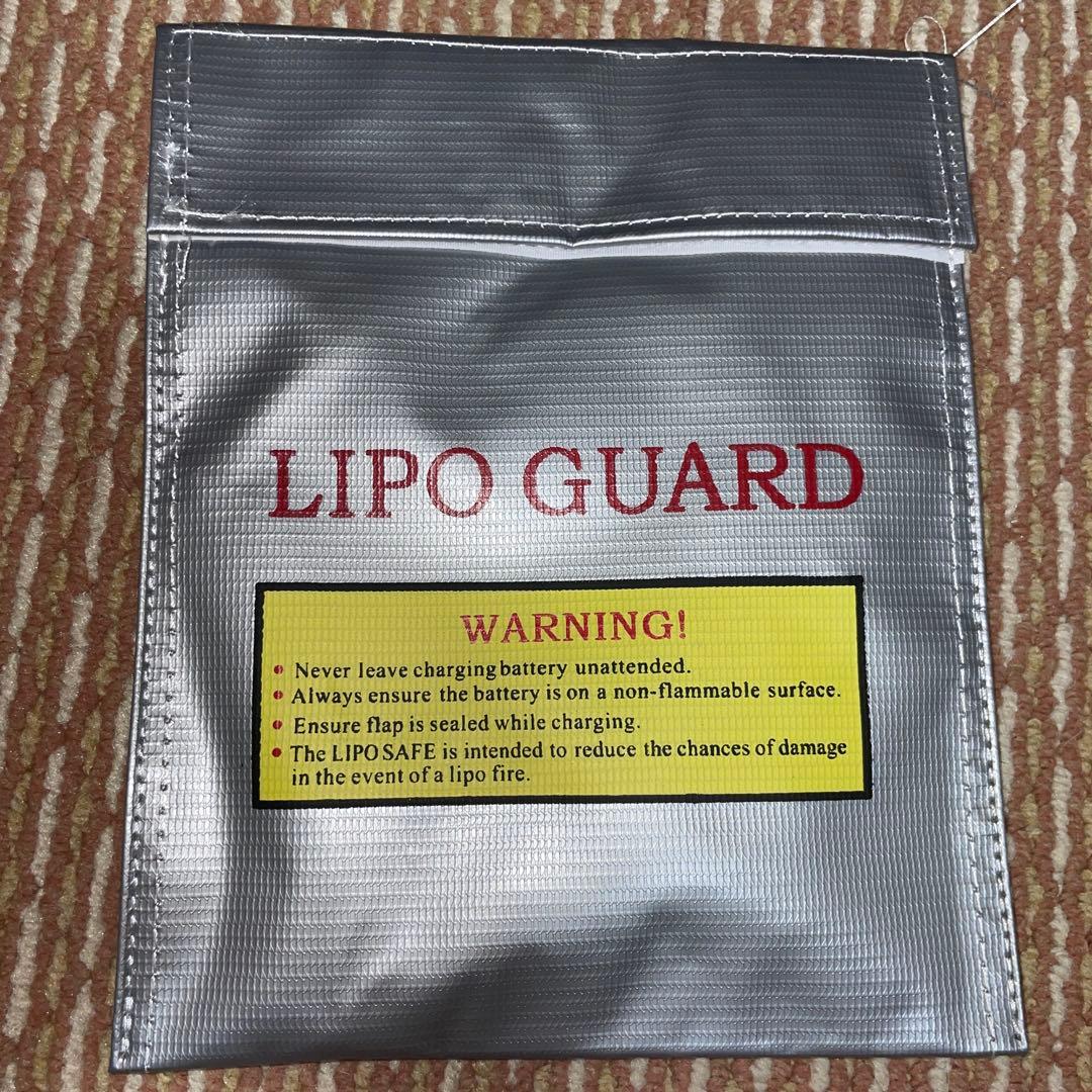 HERA ARMS “CQR” 電子トリガー搭載 防火袋、充電器おまけ