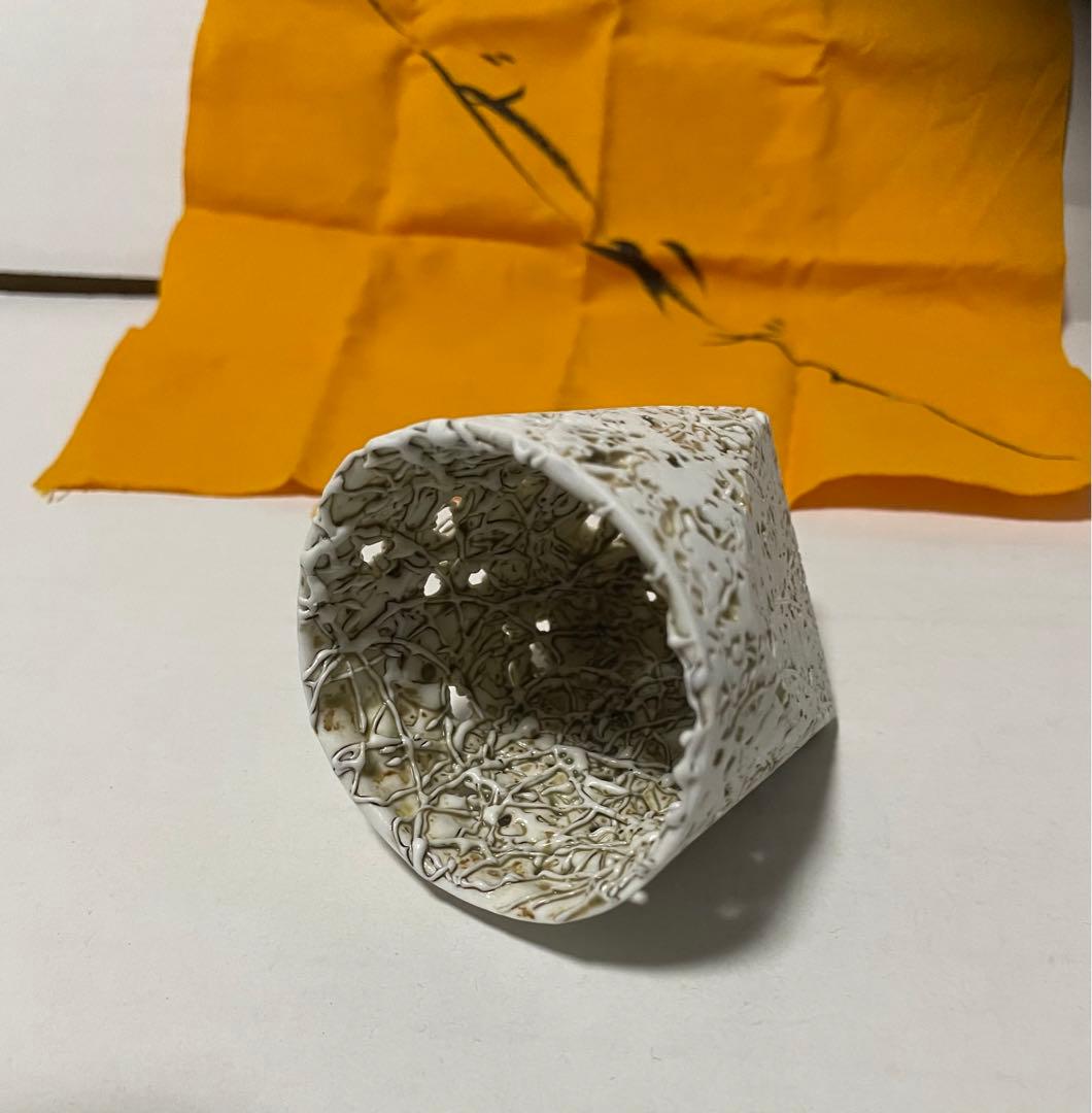 長江重和　釉彩薄層のかたち