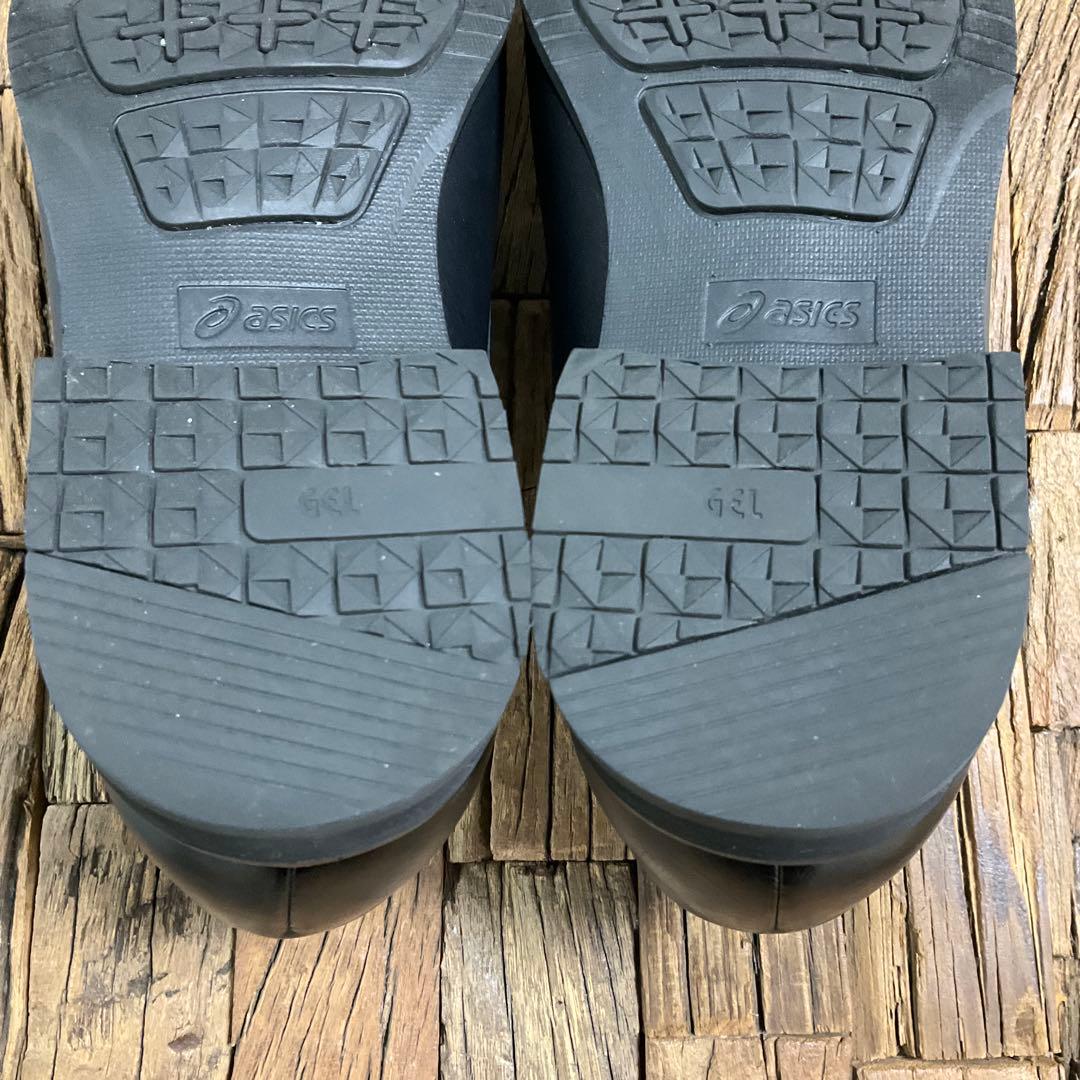 【最終値下】ASICS RUNWALK WR04UT