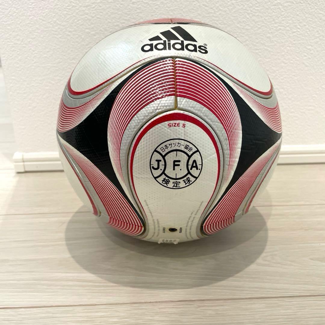 チームガイストii　adidas サッカーボール サイズ5