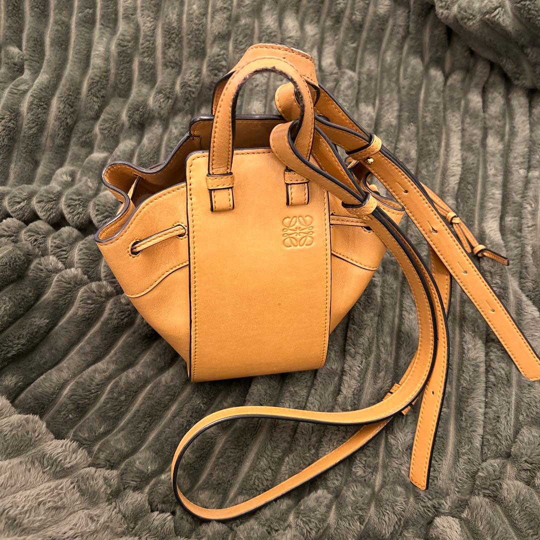LOEWE ショルダーバッグ ベージュ