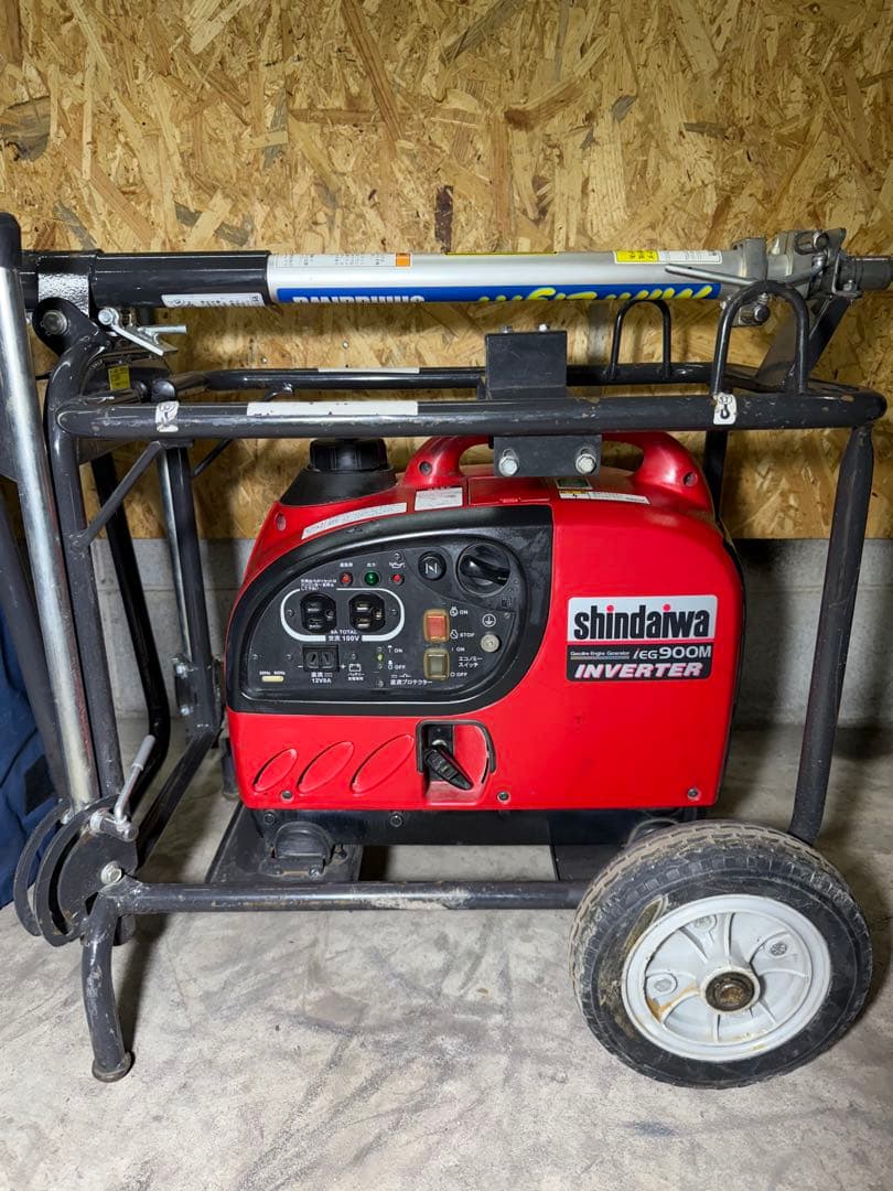 美品 shindaiwa 投光器LED バルーンライト インバーター発電機整備済