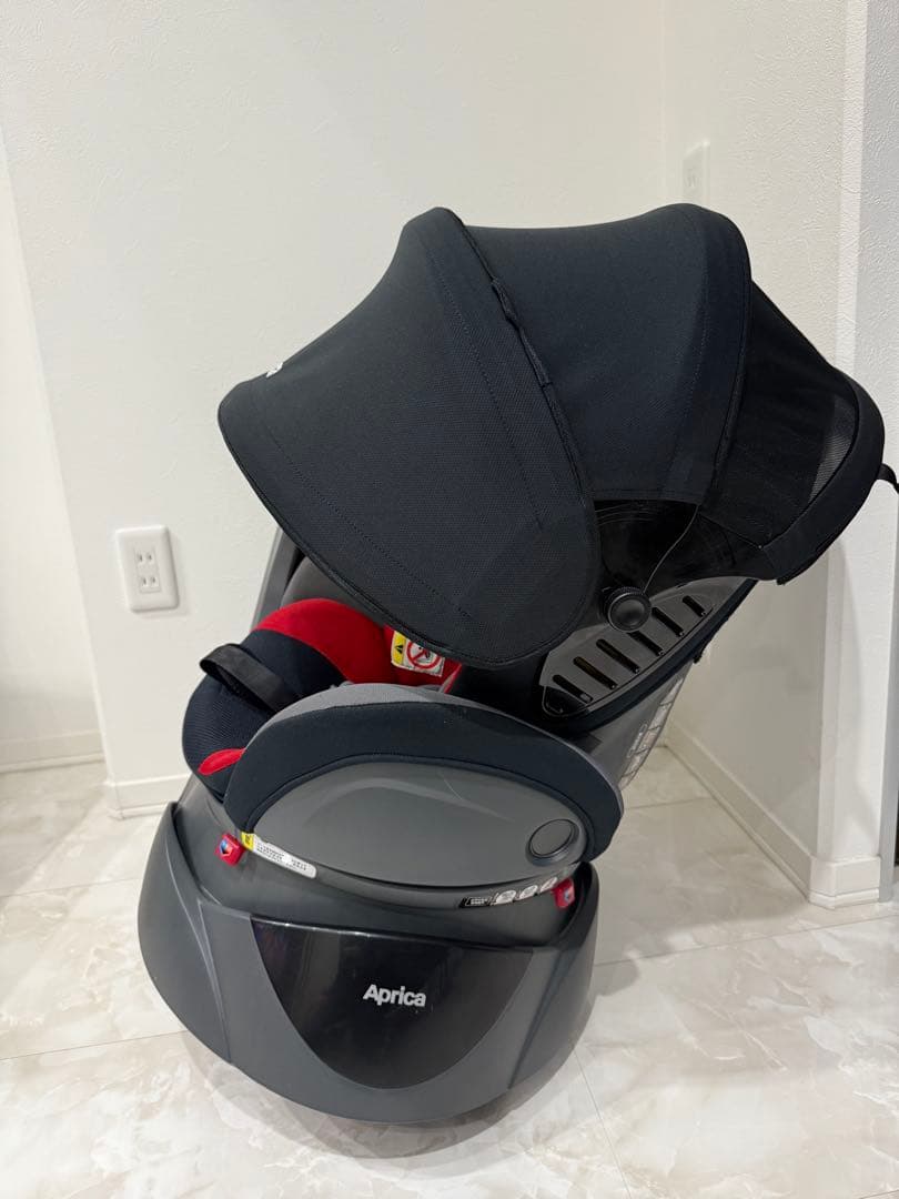【極美品】Aprica チャイルドシート ディアターンプラスプレミアム 新生児