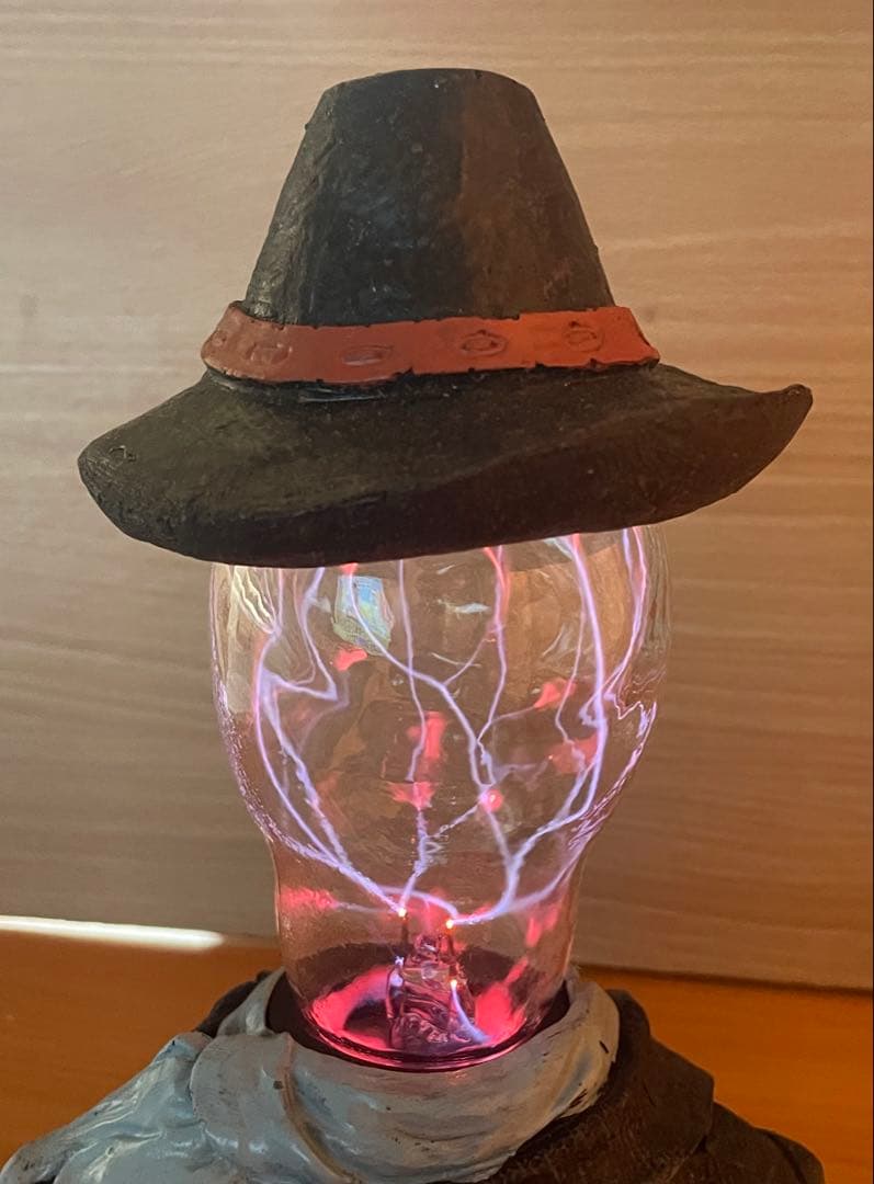 テメ２段　Jia Dia 光るスノードームガラス球型スカルデザイン ランプ