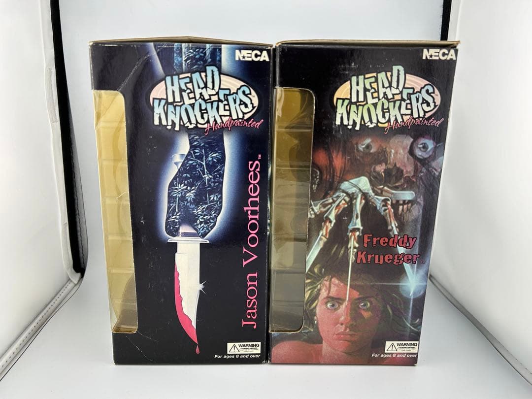 NECA フレディ　ジェイソン　フィギュア（首振り）