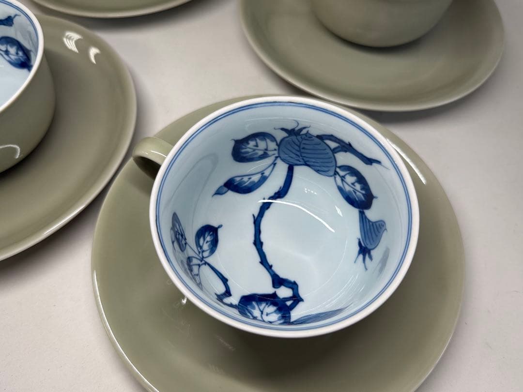 N 源右衛門 ティーカップ＆ソーサー4客陶芸家 青磁木の葉図 有田焼窯