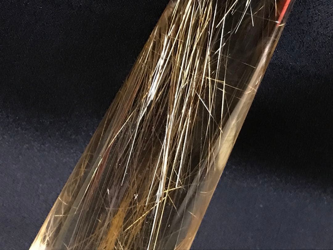 希少品　ゴールドルチルクォーツ