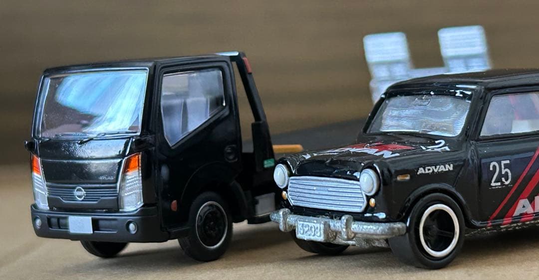 トミカ 積載車セット ミニクーパー セフテーローダ