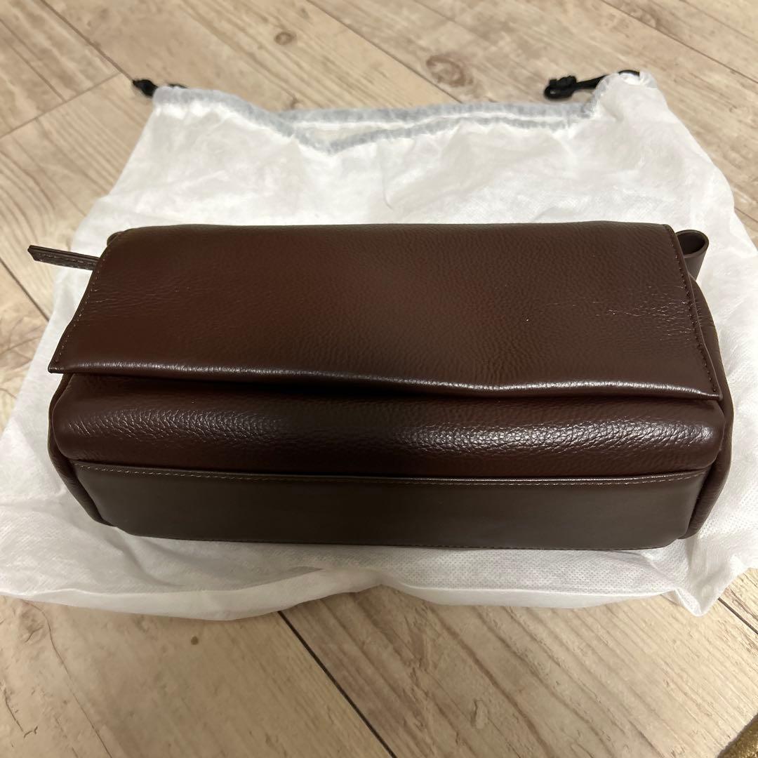 BEARDSLEY ブラウン レザー ショルダーバッグ