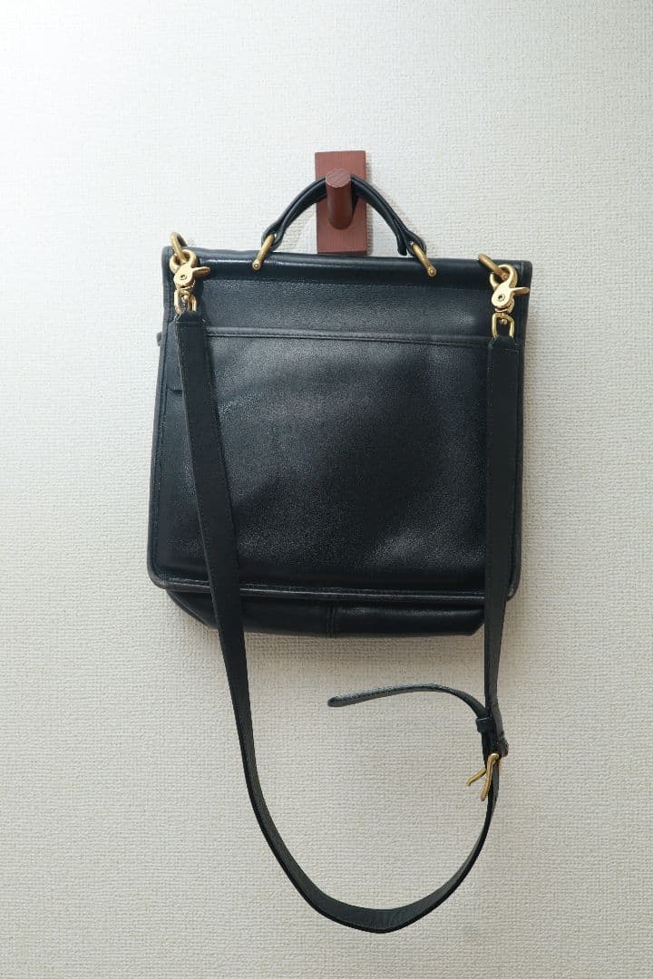 オールドコーチショルダーバッグ　黒　アメリカ製