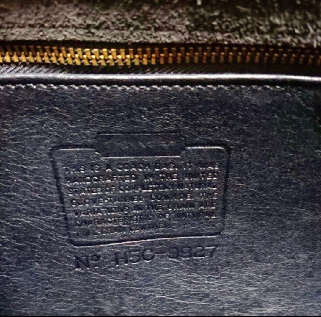 オールドコーチショルダーバッグ　黒　アメリカ製