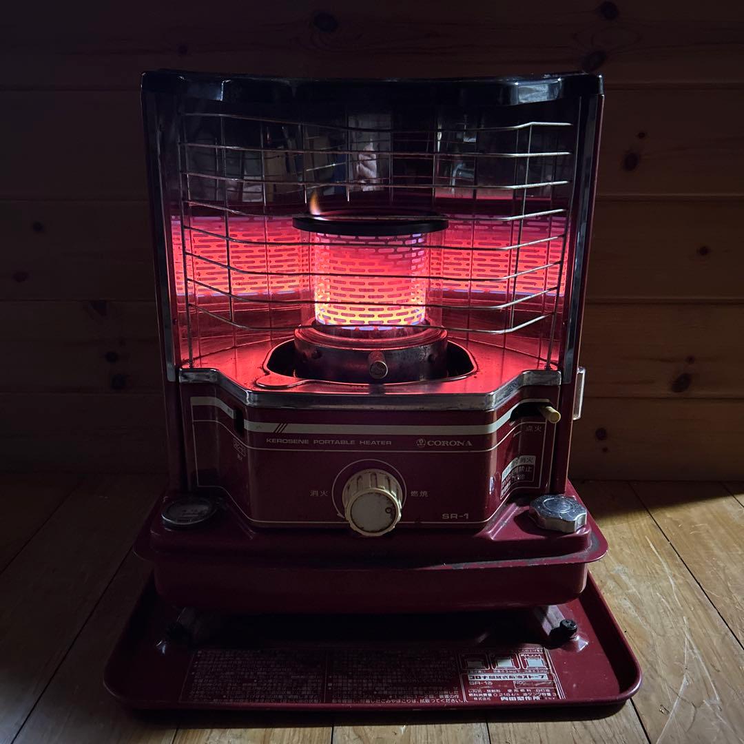 コロナ石油ストーブＳＲ―１　前期型レトロ　放射式タンク一体型　電子点火OK！