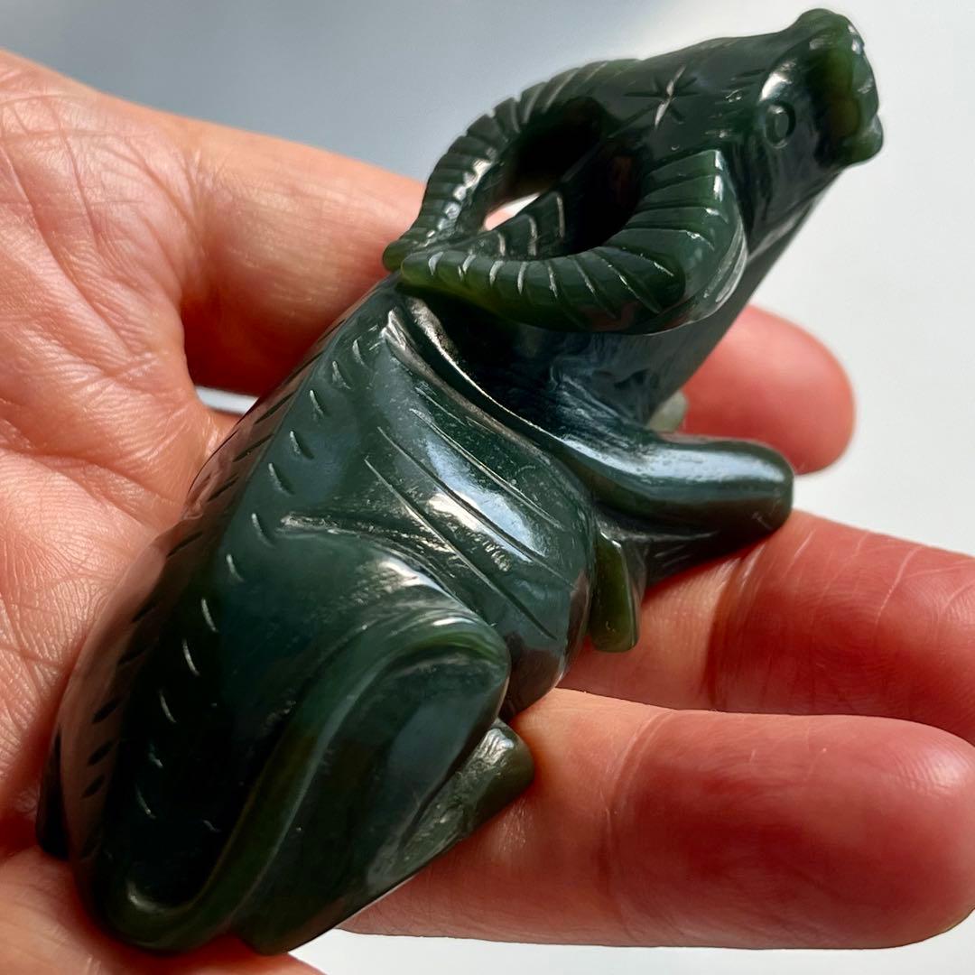 和田玉 青玉 藍青 古翡翠 彫刻 手彫り 牛 ネフライト 軟玉 アンティーク