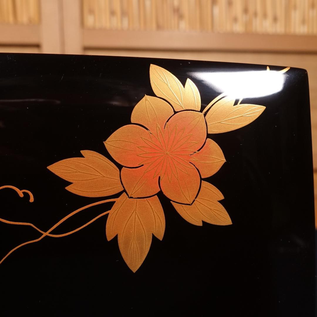 極上 輪島塗 黒塗 鉄仙蒔絵 三段重箱 共箱