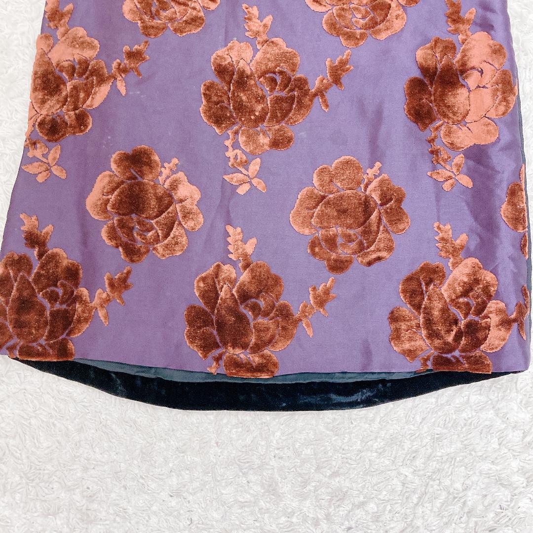 〈 PRADA プラダ 〉 40 Ｌ スカート パープル 花柄 裏 ブラック