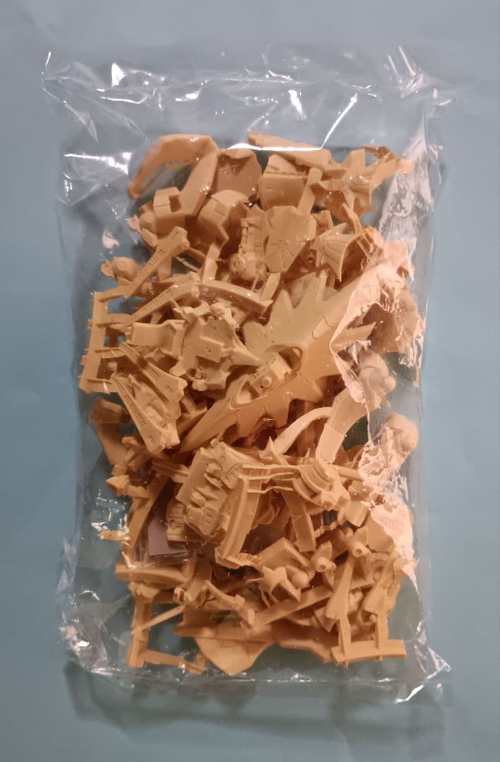 ファイブスター物語 wave 1/144 ナイトオブゴールド AT