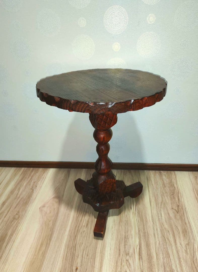 美品アンティーク　スペイン製　カフェテーブル