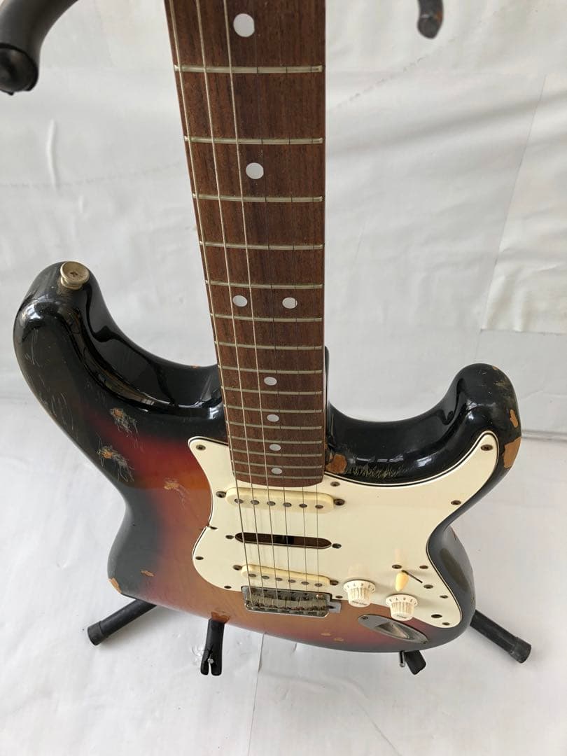ギター Fender STRATOCASTER Japan(I90)