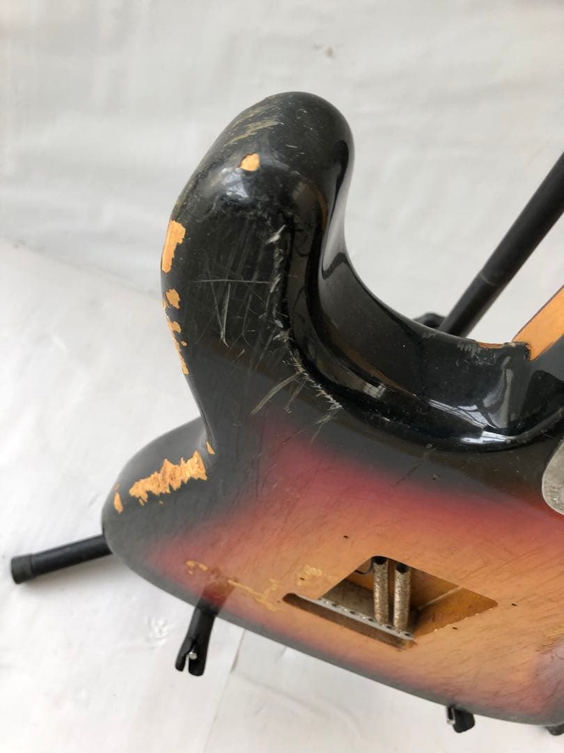 ギター Fender STRATOCASTER Japan(I90)