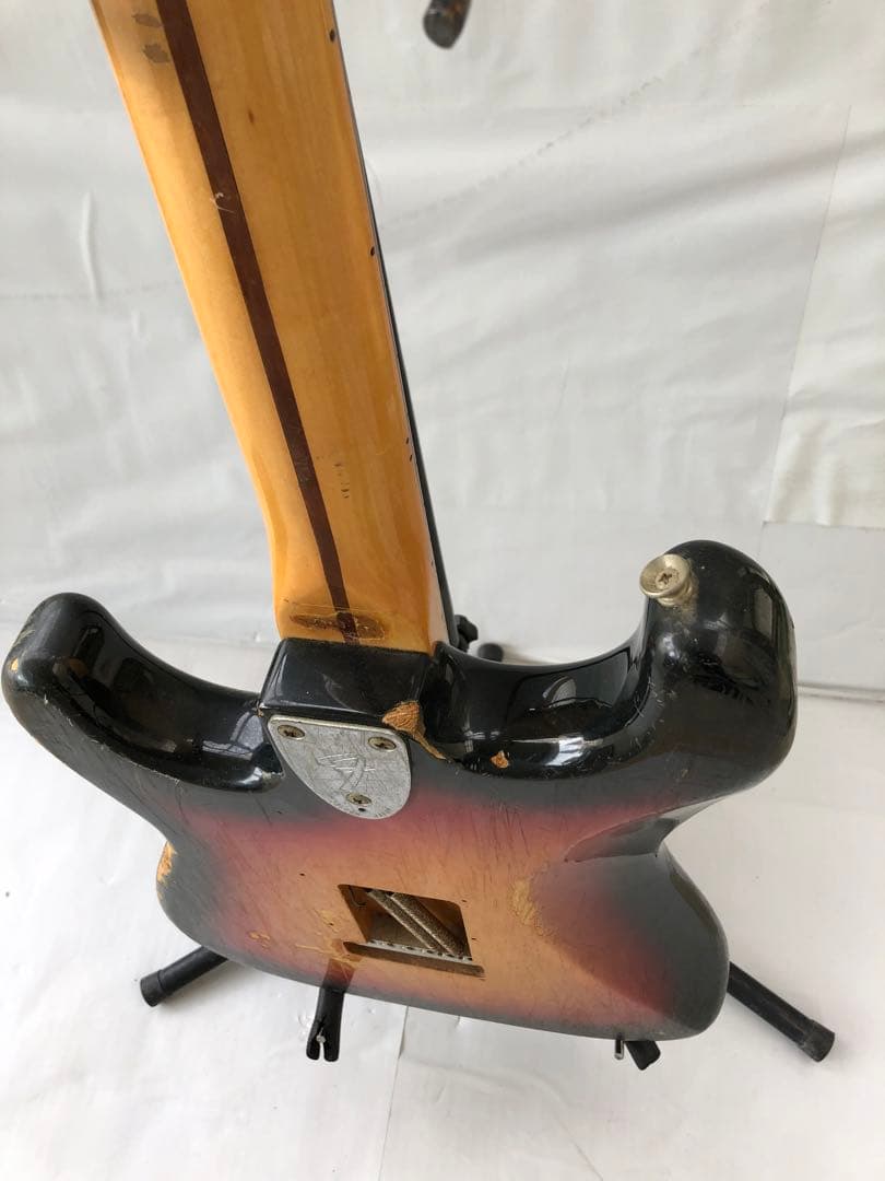 ギター Fender STRATOCASTER Japan(I90)