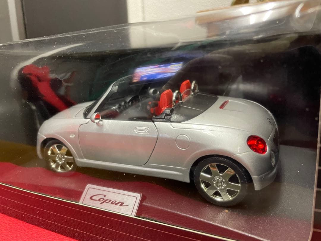 ダイハツ　コペン　ミニカー　1/18スケール