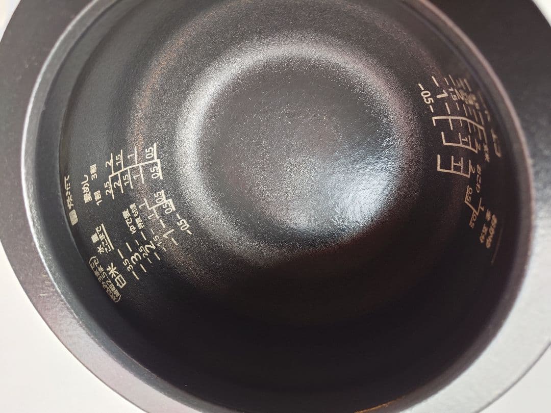 中古　TIGER土鍋圧力IH炊飯ジャー「炊きたて」JPJ-A060　3.5合炊き