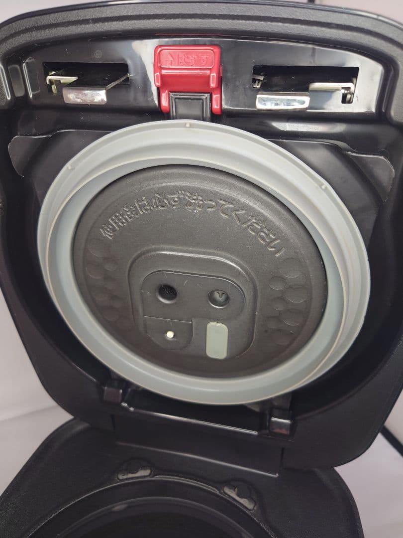 中古　TIGER土鍋圧力IH炊飯ジャー「炊きたて」JPJ-A060　3.5合炊き