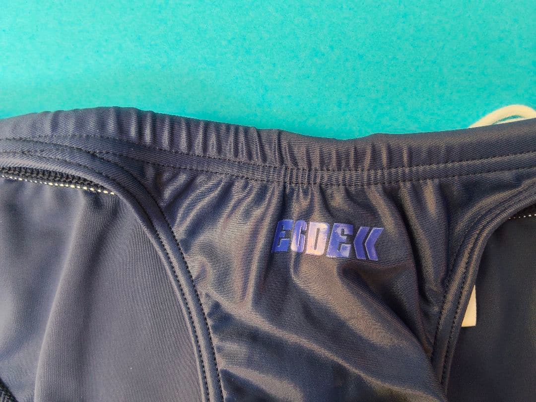 EGDE 競パン UNIGHT スイムウェア　ビキニローライズ ネイビーＬサイズ