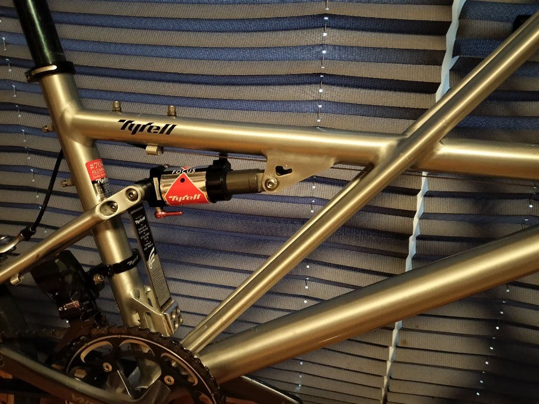 う*た様 タイレル tyrell SZ ＋ WHEELTOP(ホイールトップ)電