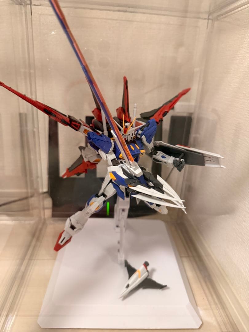 インパルスガンダム　改装版プラモデル 1/100 組み立て完了品