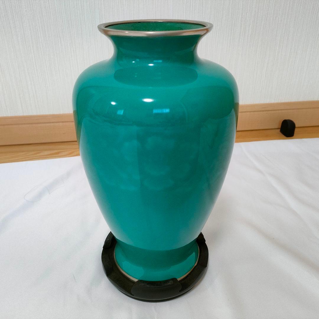 七宝焼　カラクサ文様　翡翠色　並形　8号　花瓶　高さ25cm　台座付き　箱付き
