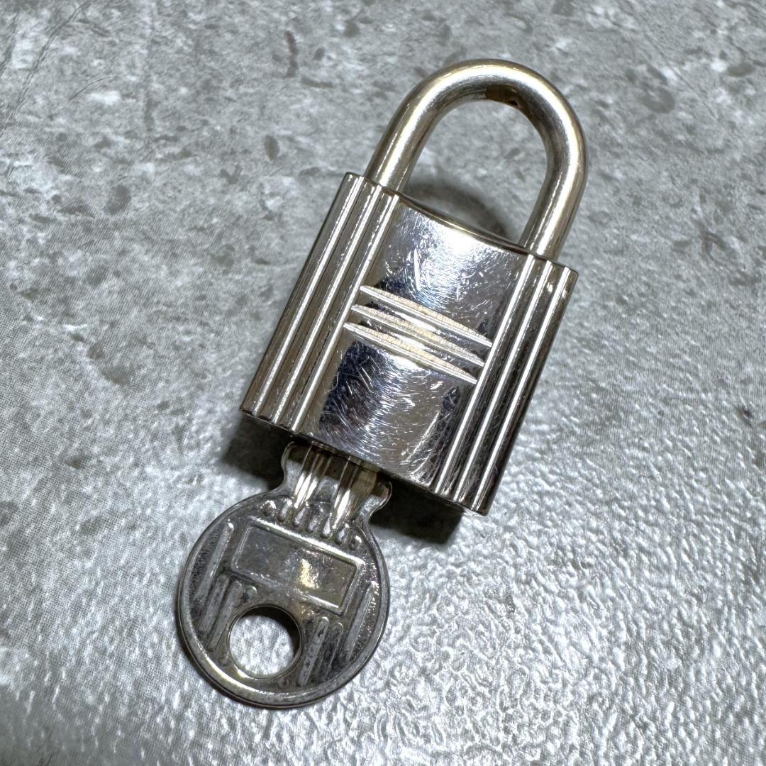 送料無料 美品 エルメス カデナ パドロック 南京錠 鍵 キー 100