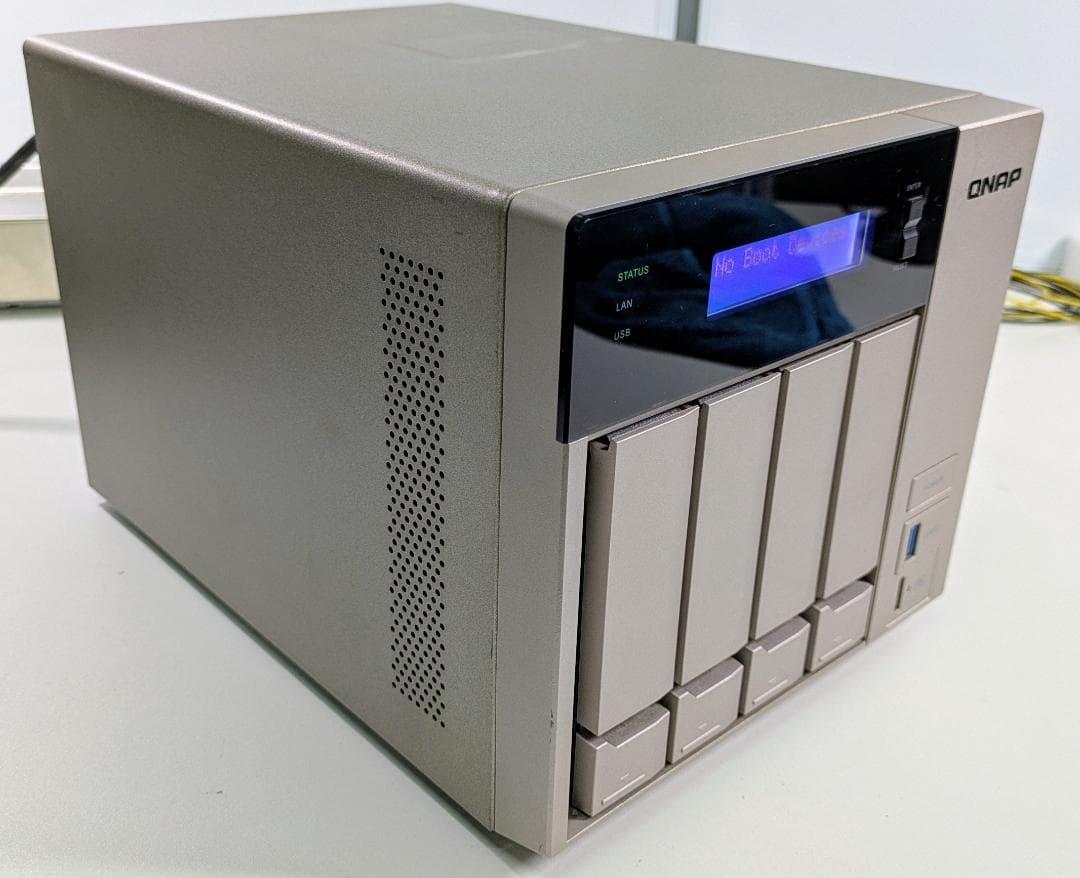 外付けハードディスク・ドライブ QNRP Network Attached Storage TVS-473e