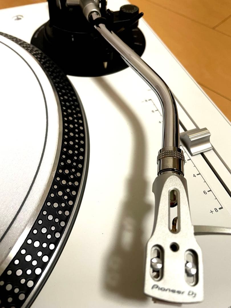 美品 ホワイト！Pioneer DJ ターンテーブル