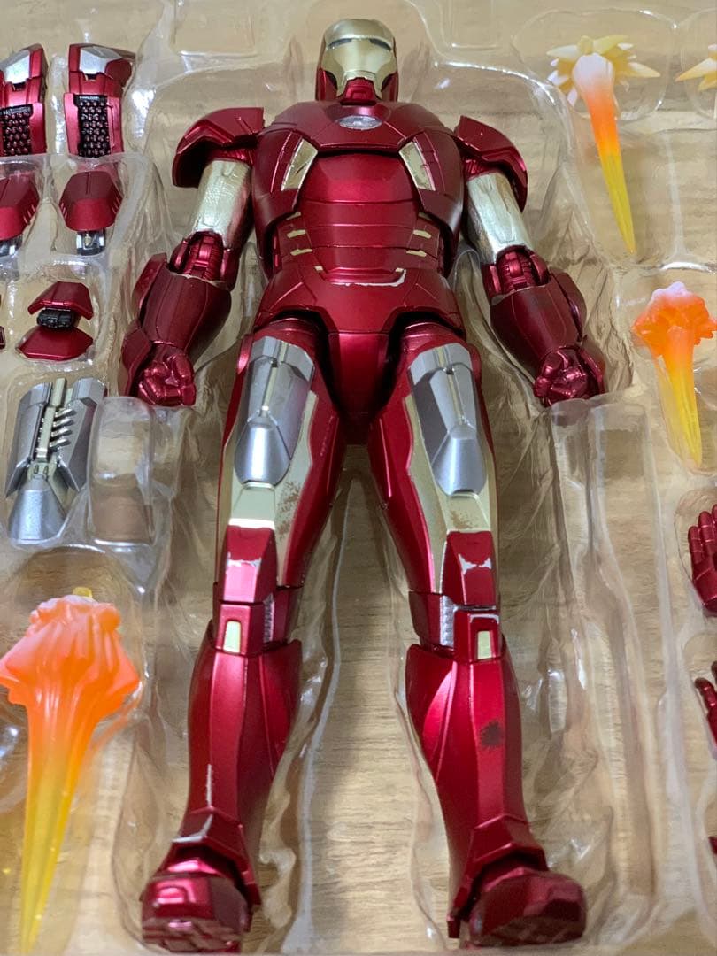 S.H.Figuartsアイアンマンマーク7 AVENGERS ASSEMBLE