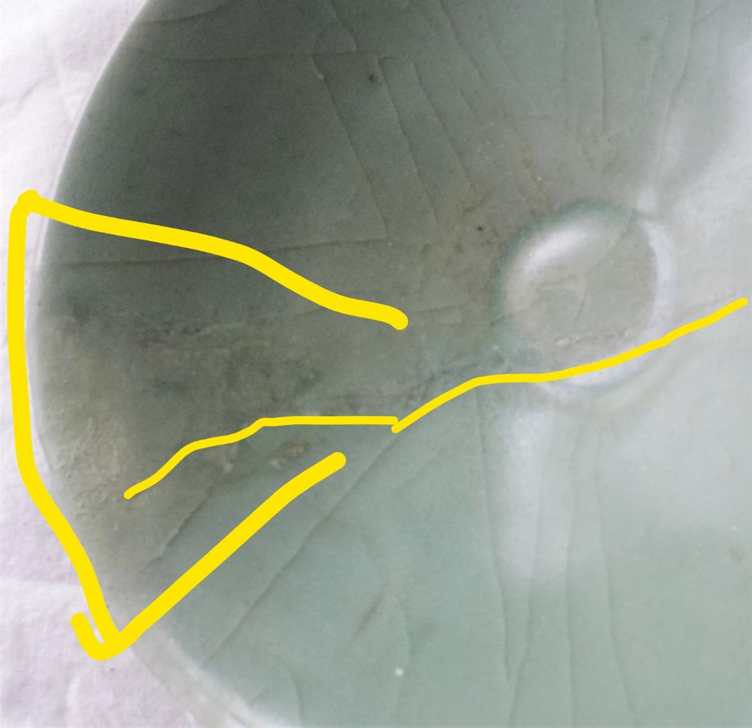 高麗青磁盃　優美な形　美しい色  ★観賞用、割れたものを直し。