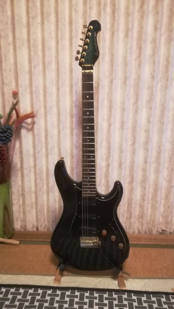 YAMAHAエレキギターSeesion903p