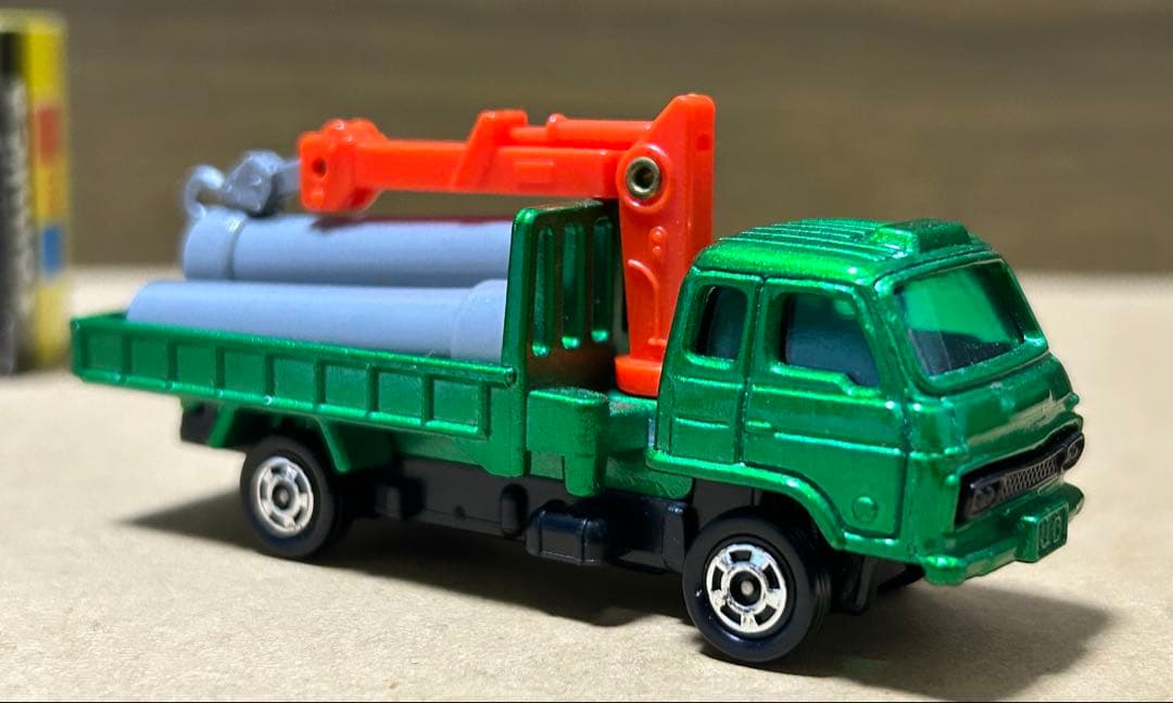 日本製 トミカ UDコンドル クレーン付カーゴトラック