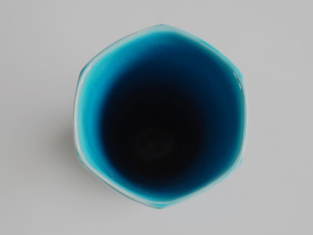 17代永樂善五郎造（而全）『浅黄交趾花入』 (共箱)　千家十職