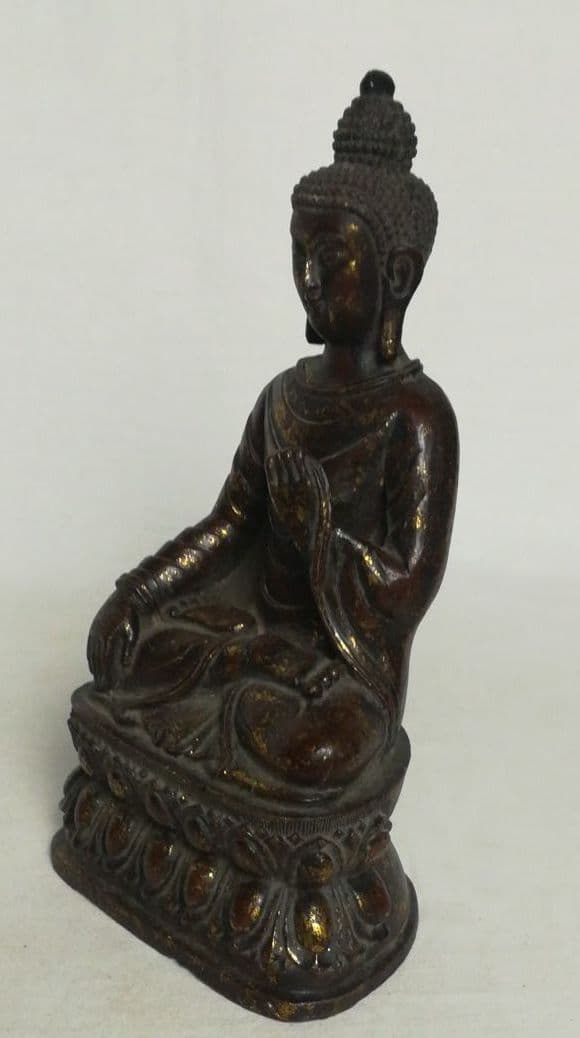 鉄製　釈迦如来坐像　仏像