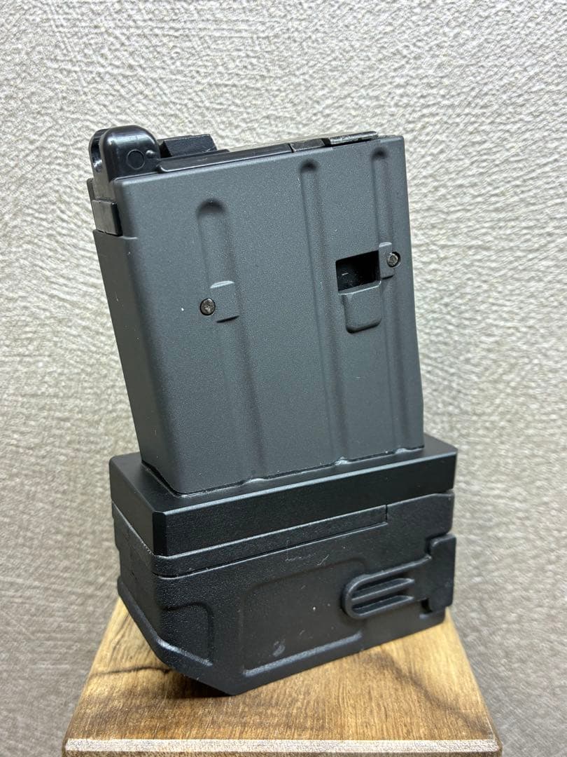 R7-23 東京マルイ GBB M4 マガジンアダプター 外部ソース仕様