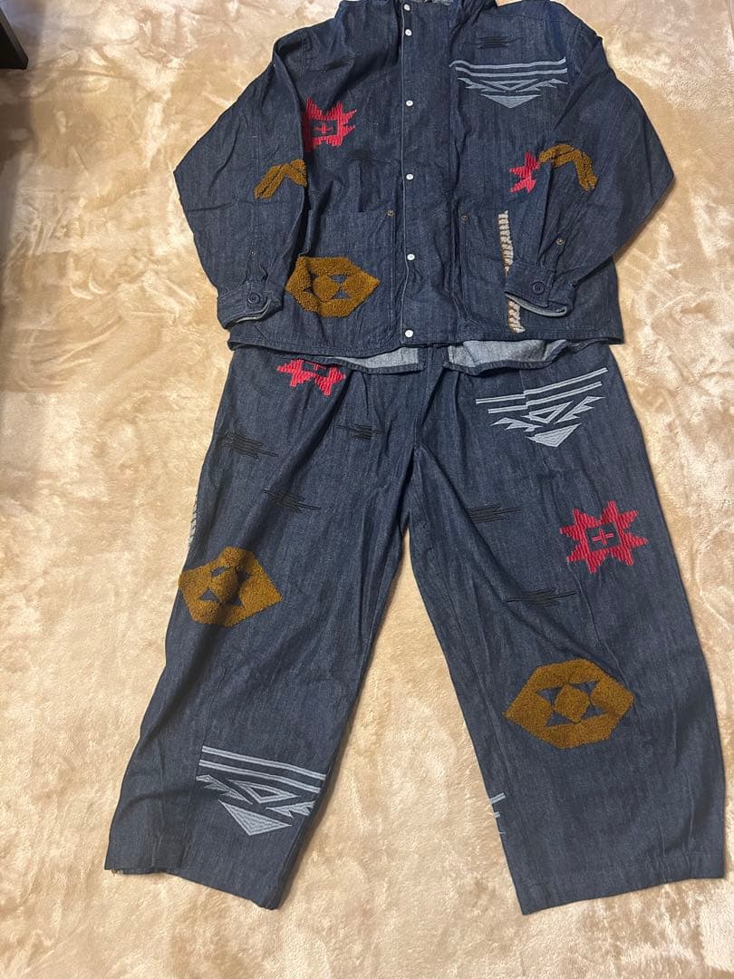 チャイハネ　刺繍入りデニムジャケット・パンツセットアップ