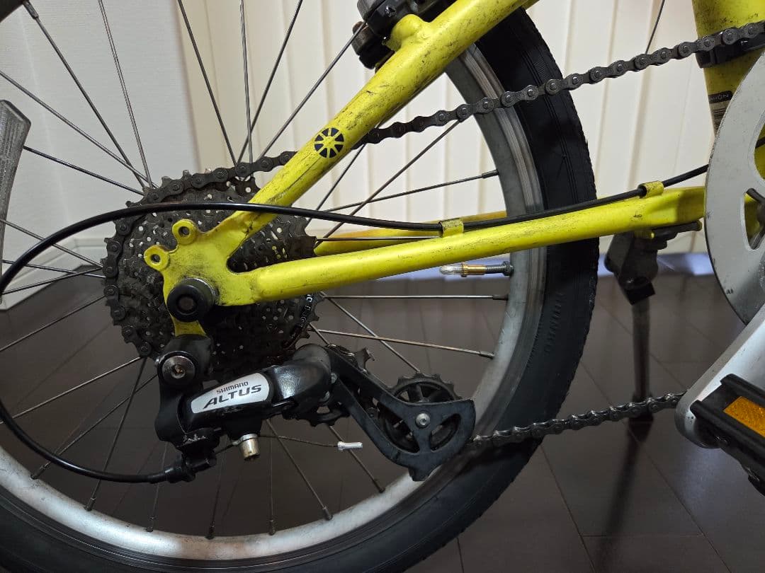 Boardwalk D8 折りたたみ自転車 イエロー