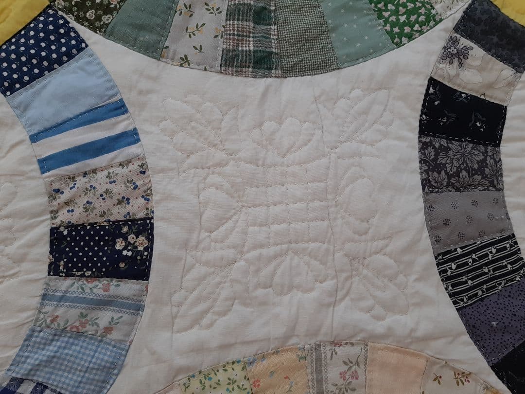 ハンドメイド　パッチワークキルト　ダブルウエディング　ベッドカバー