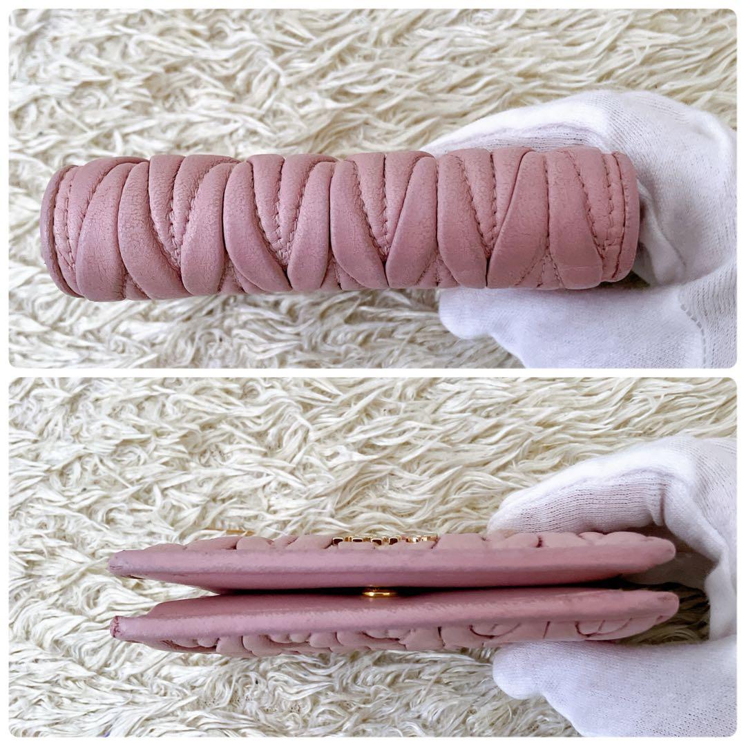 RFID認証済✨ミュウミュウ マテラッセ レザーカードケース 二つ折り ピンク