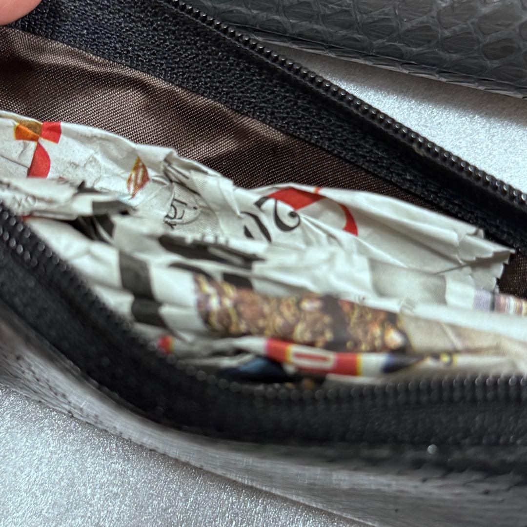 新品！蛇革ペンケース　筆箱　蛇革　小物入れ　ポーチ　まとめ売りケース付き