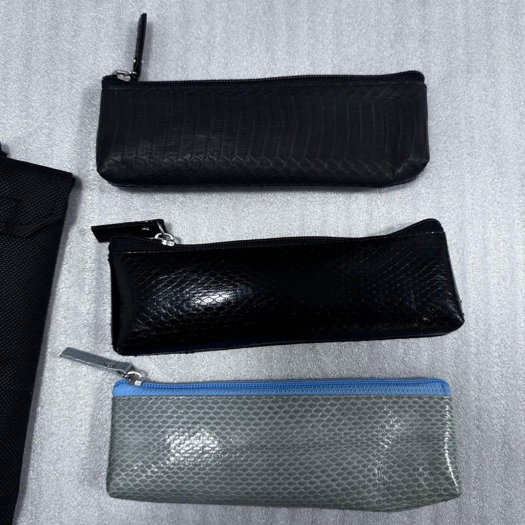新品！蛇革ペンケース　筆箱　蛇革　小物入れ　ポーチ　まとめ売りケース付き