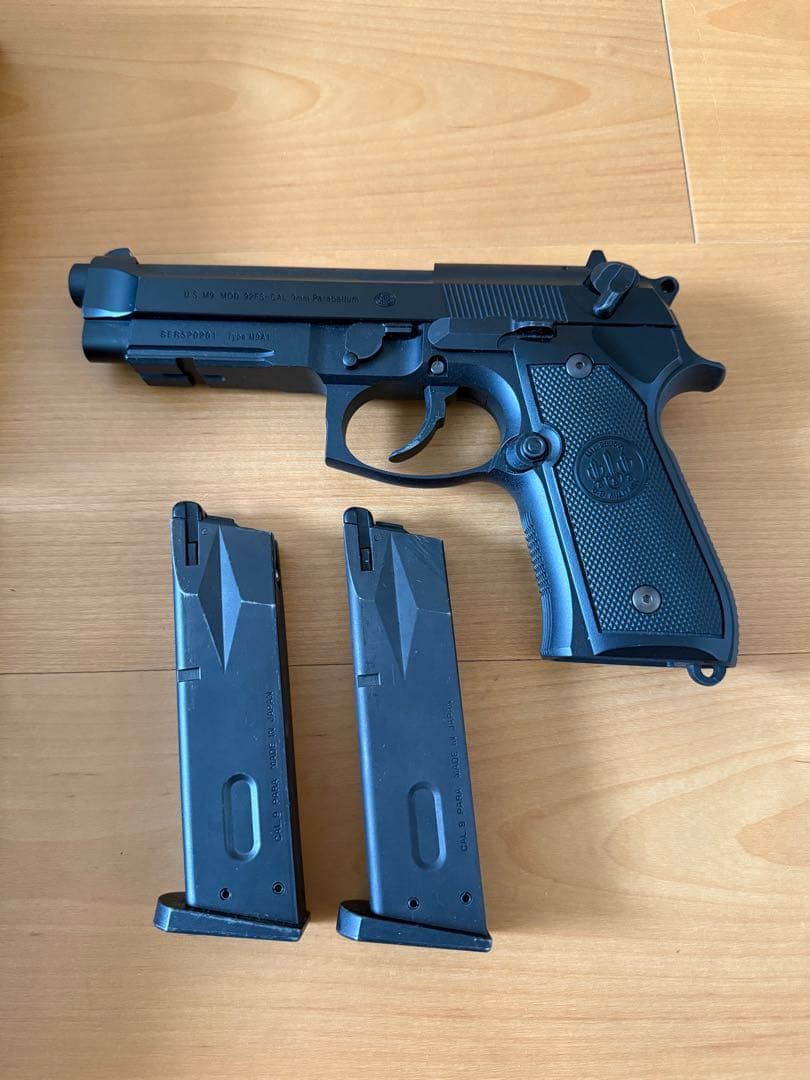 東京マルイ M9A1 ガスブローバック 純正マガジン2個